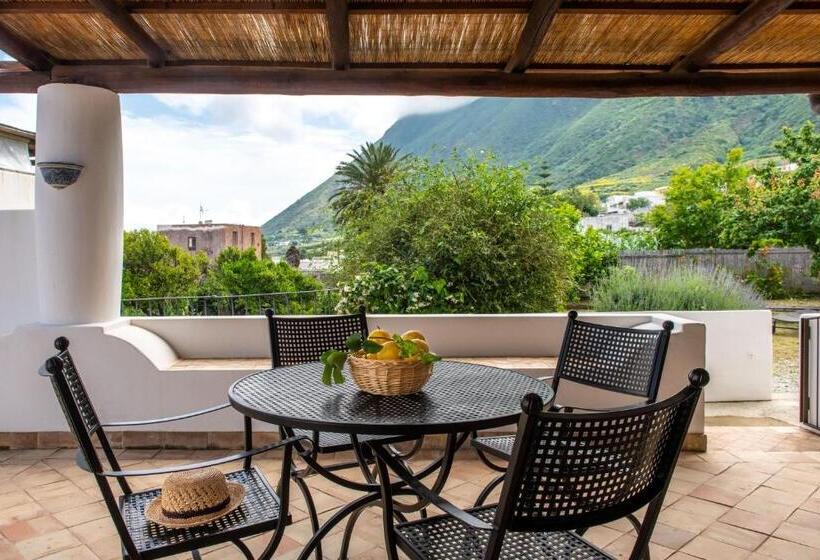 Pensjonat Vico San Lorenzo Camere A Salina