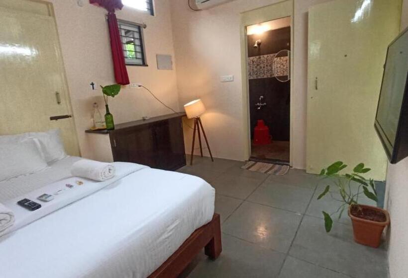 ペンション Wow Farm House