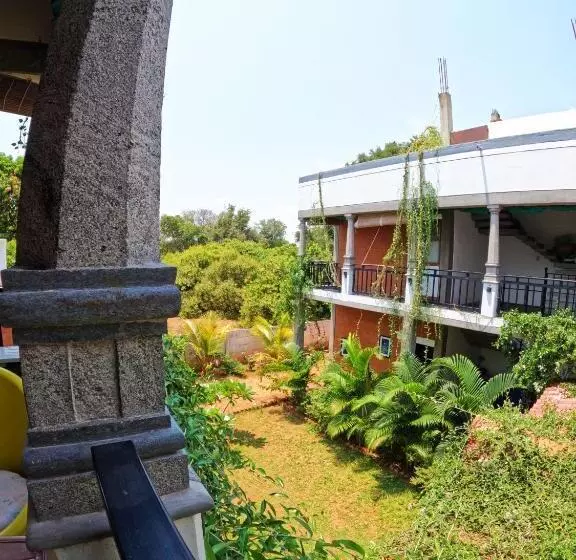 ペンション Wow Farm House
