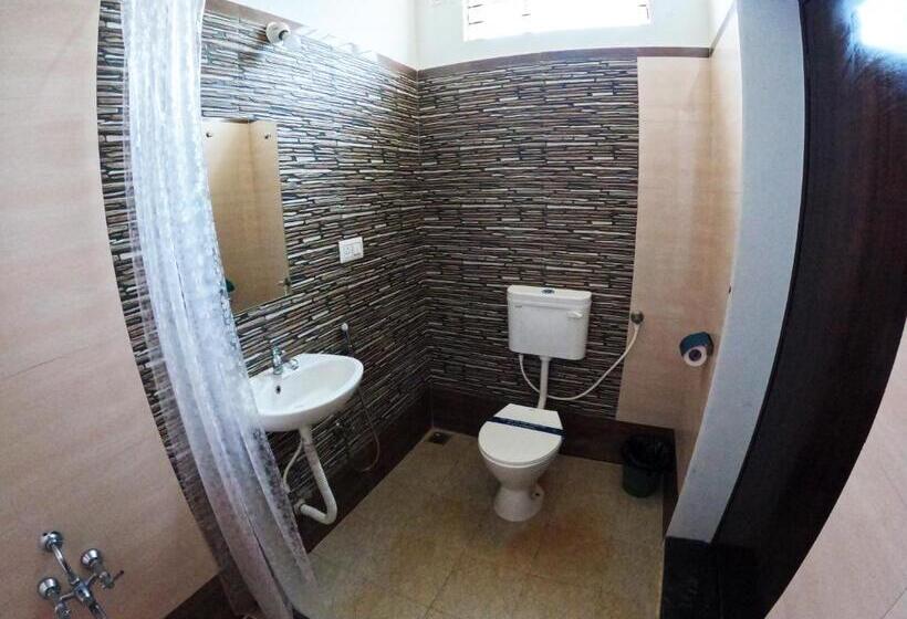 ペンション Wow Farm House