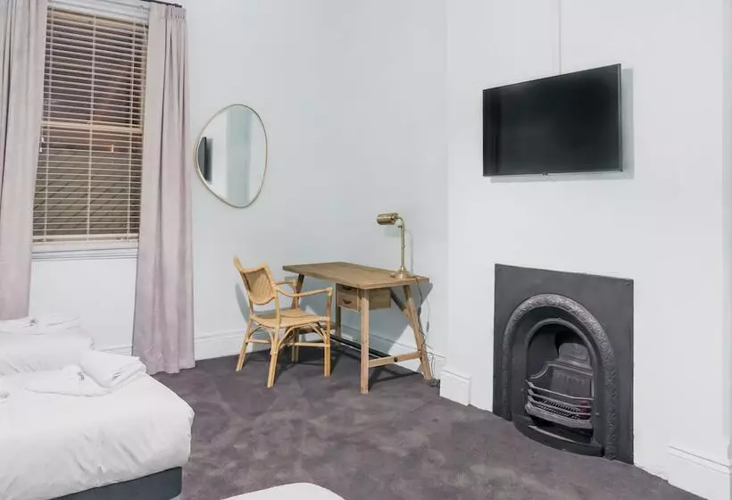 Port Broughton Hotel And Sunnyside Motel