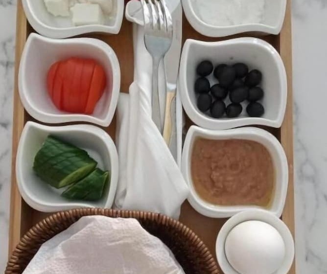 Sunday Gateway Jeddah