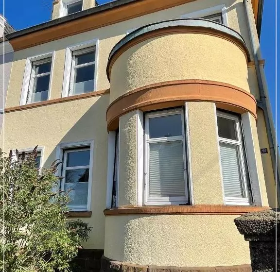Saar Apartments