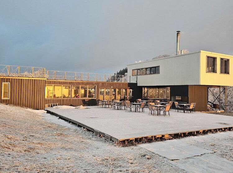 Ursa Mica Glamping Resort