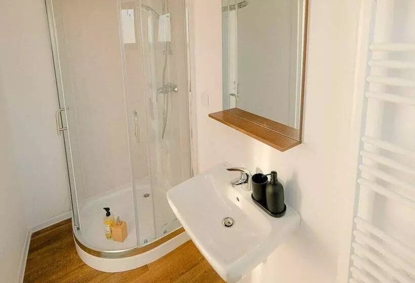 Ursa Mica Glamping Resort