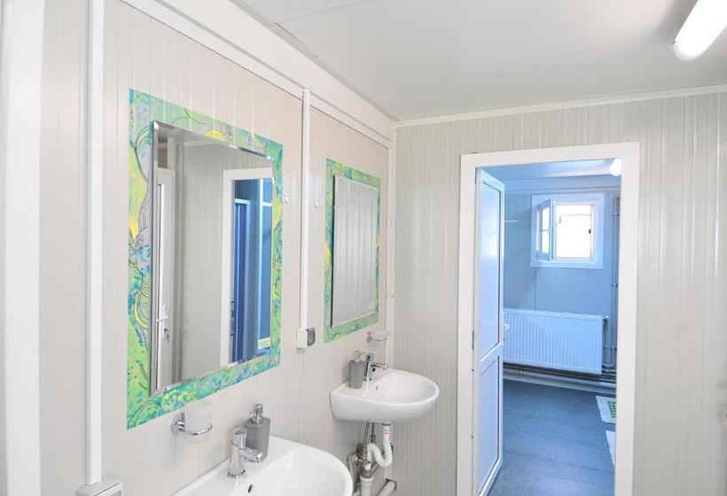 Ursa Mica Glamping Resort