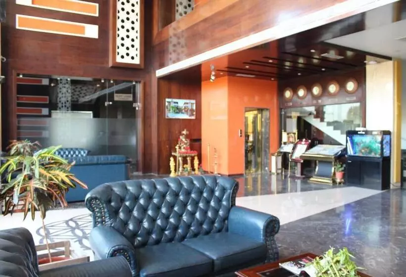 7 Seasons Resort & Spa