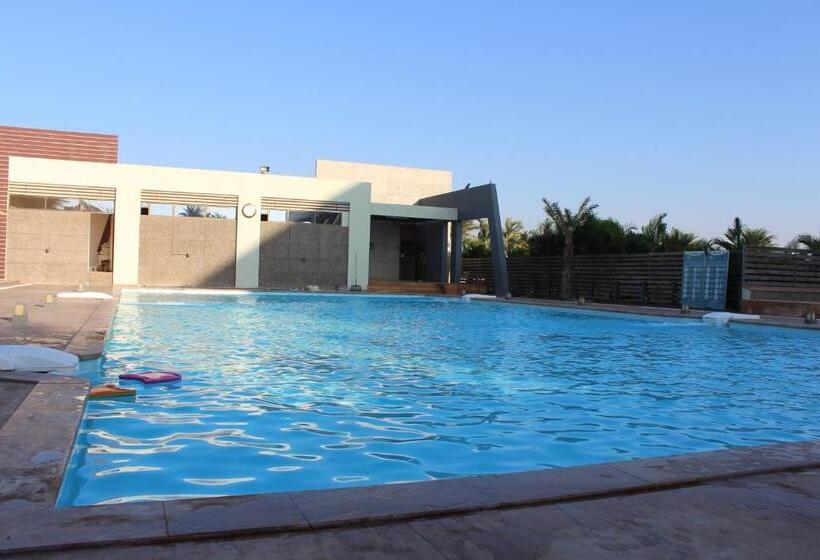 7 Seasons Resort & Spa