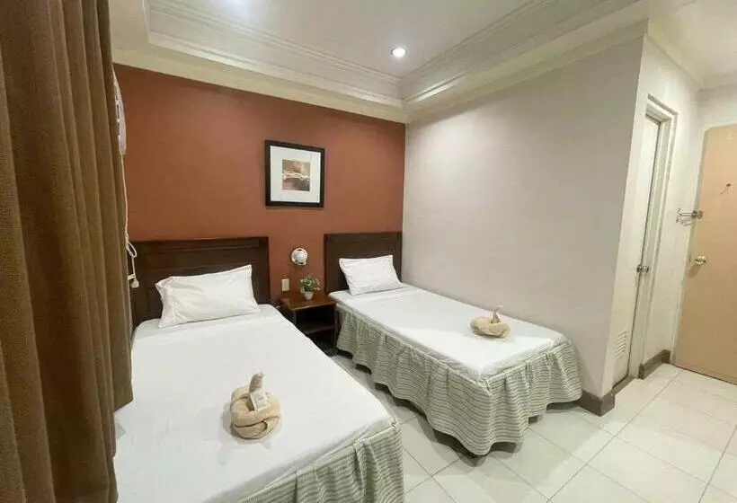 ユースホステル Cozy Inn Iligan