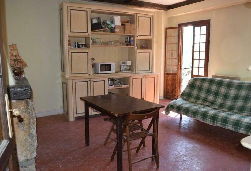 旅馆 Gîte Rando Accueil Chez Moi