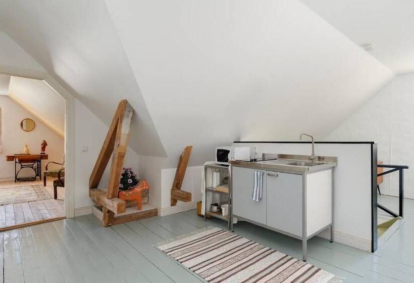 Gamla Brukshandeln B&b