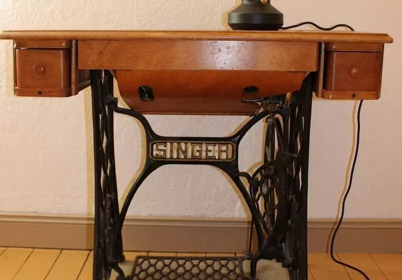Gamla Brukshandeln B&b