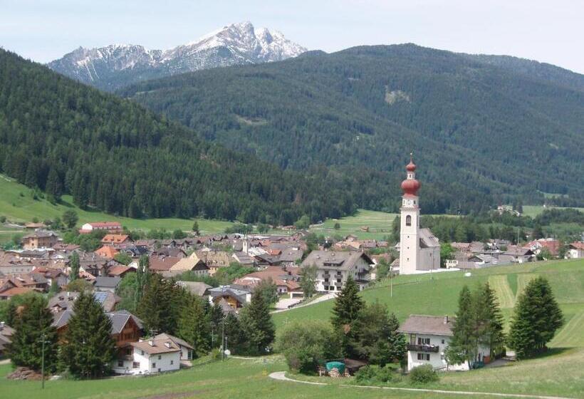 تختخواب و صبحانه Haus Schmiedhofer