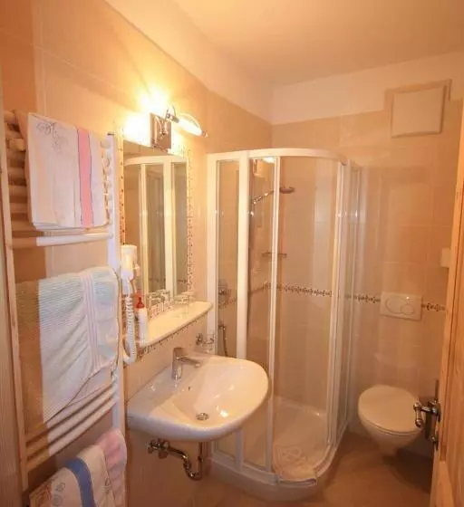 Aamiaismajoitus (B&B) Haus Schmiedhofer