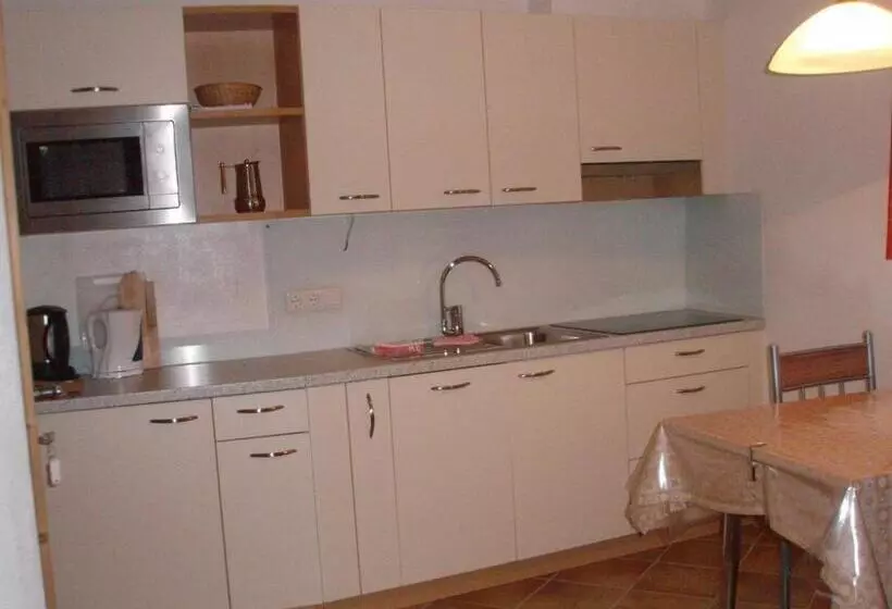 Aamiaismajoitus (B&B) Haus Schmiedhofer