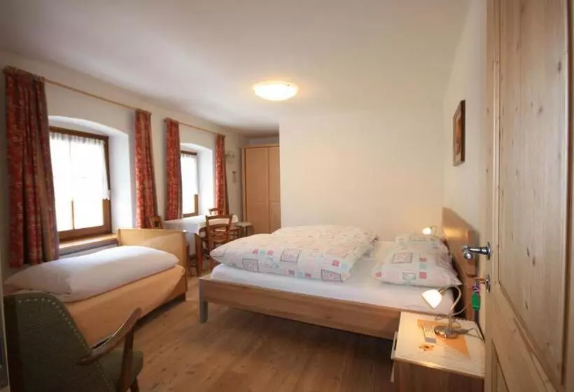 Aamiaismajoitus (B&B) Haus Schmiedhofer