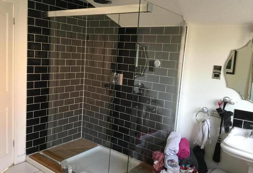 Bed and Breakfast Hurstbourne