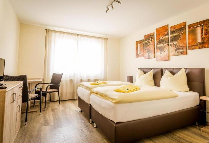 Boardinghaus Modern Living