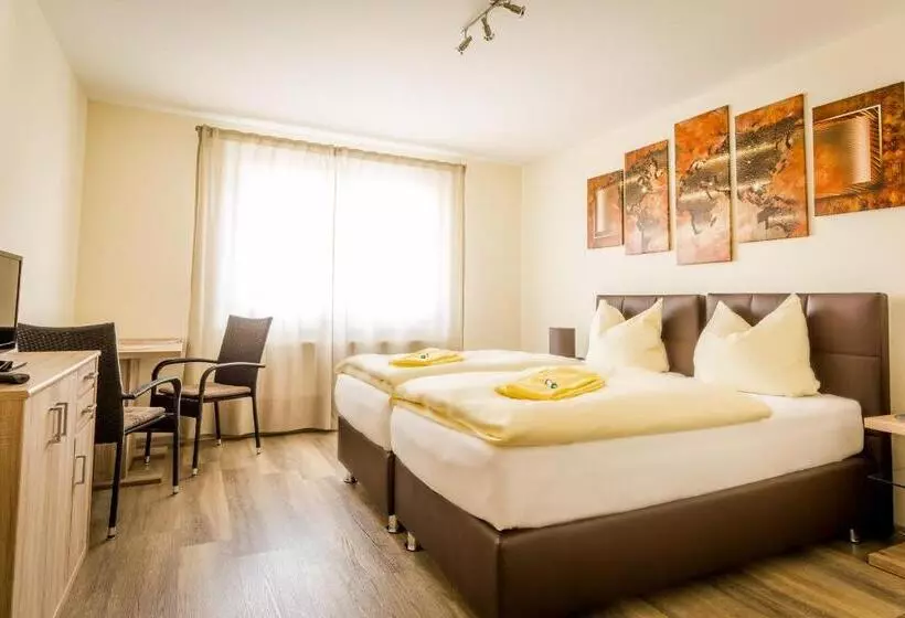 Boardinghaus Modern Living