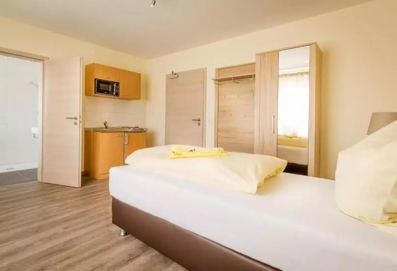 Boardinghaus Modern Living