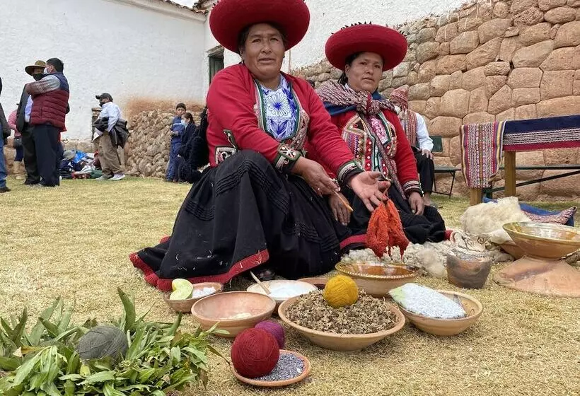 Chinchero Boutique Hotel & Tours