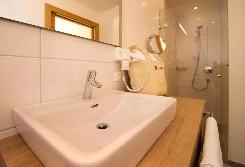 Gurglhof Apartmenthaus