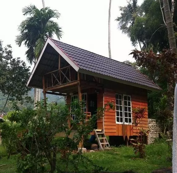 Hotelli Eka S Bungalows