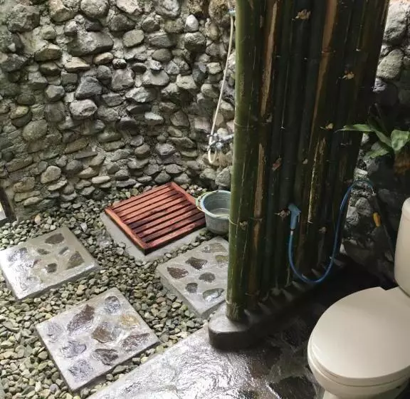 Hotelli Eka S Bungalows