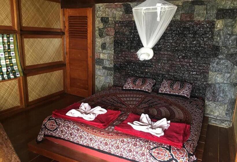 בית מלון כפרי Eka S Bungalows