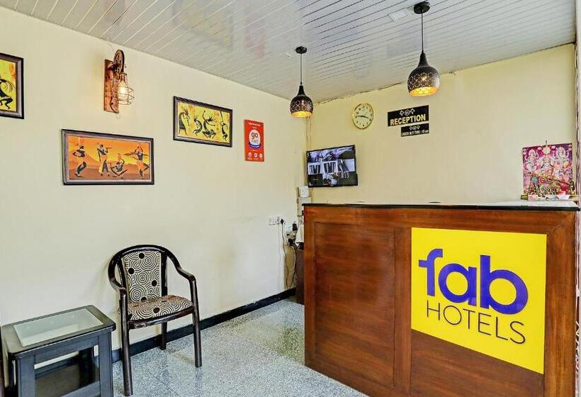 هتل Fab Wood View