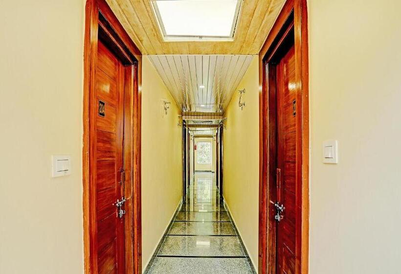 هتل Fab Wood View