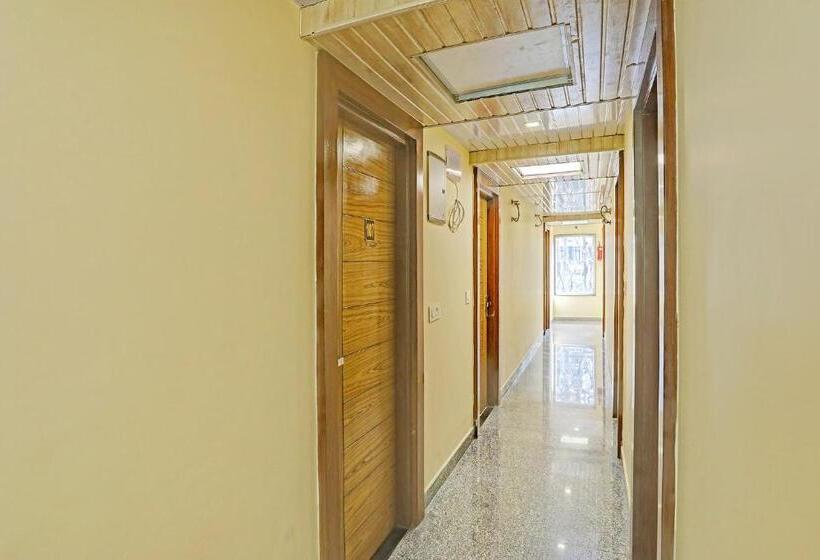 هتل Fab Wood View