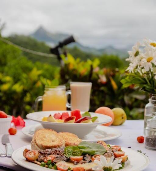 בית מלון כפרי La Pintada Inn