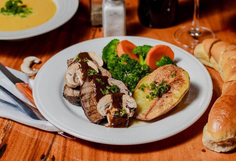 בית מלון כפרי La Pintada Inn