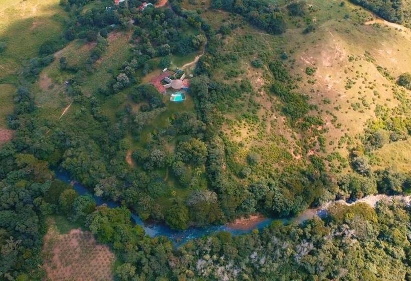 בית מלון כפרי La Pintada Inn