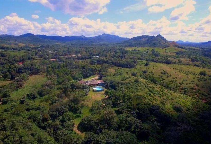 בית מלון כפרי La Pintada Inn