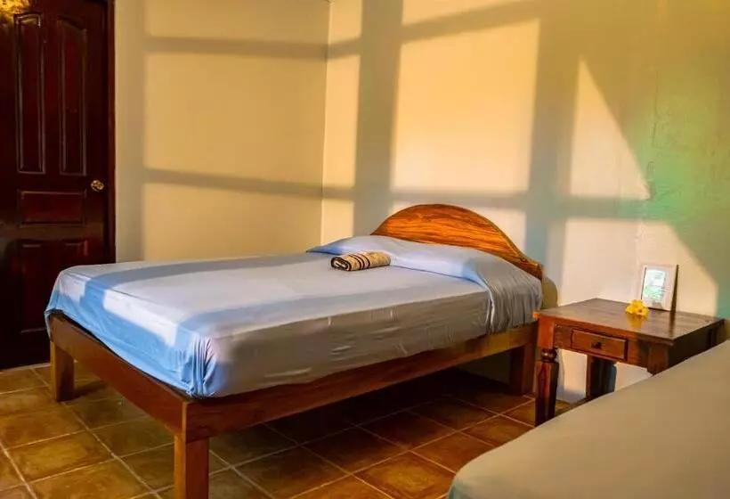 هتل La Pintada Inn