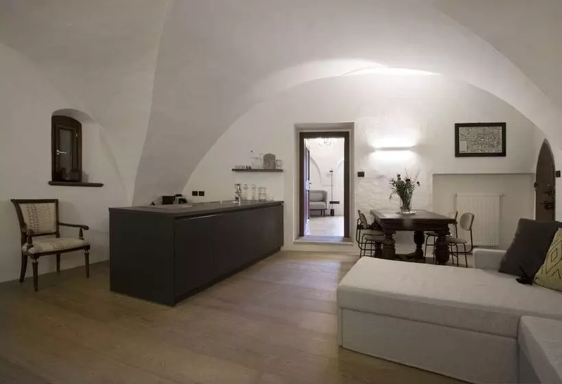 Hotelli Schloss Freudenstein