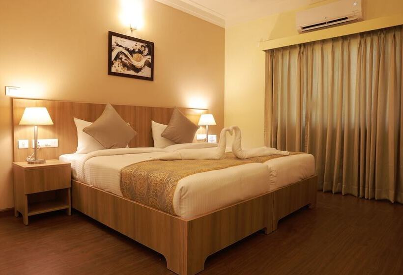 هتل Starlit Suites Tirupati