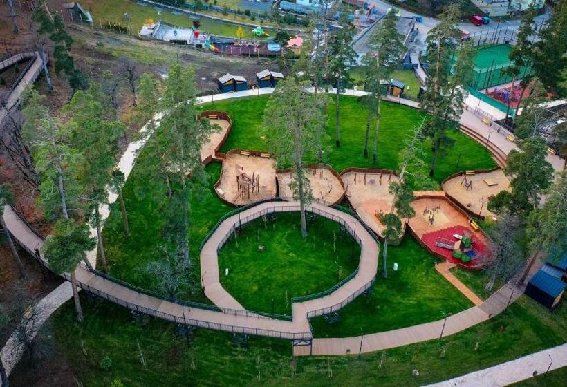 هتل Villa Bakuriani