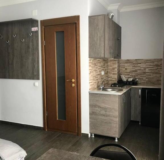 هتل Villa Bakuriani