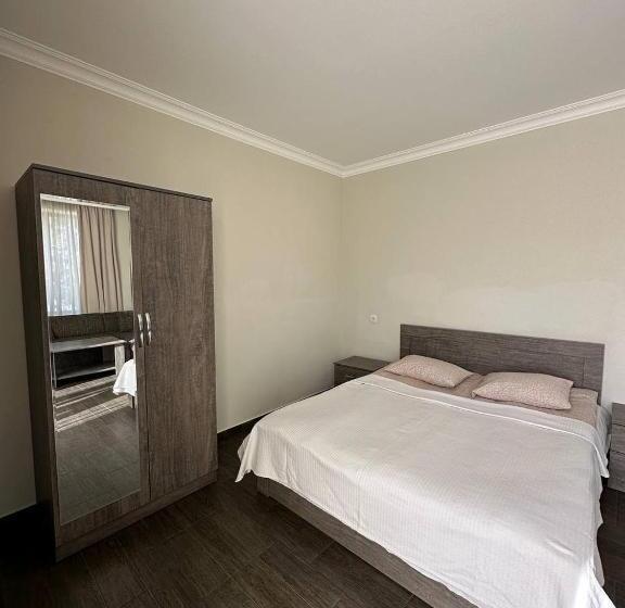 هتل Villa Bakuriani