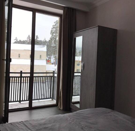 هتل Villa Bakuriani