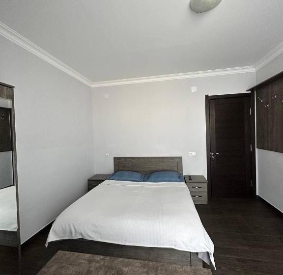 هتل Villa Bakuriani