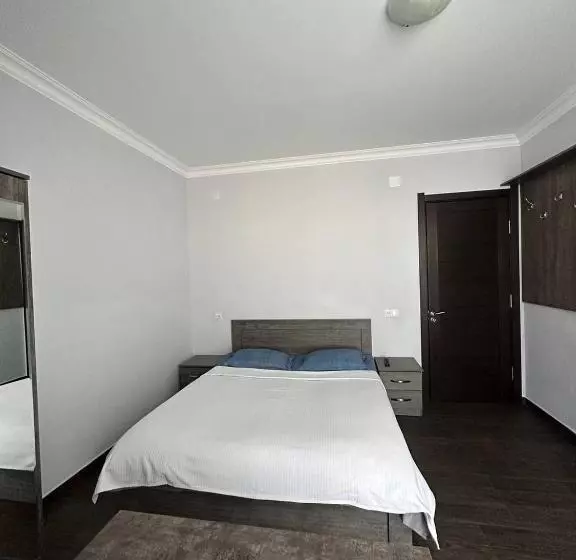 هتل Villa Bakuriani