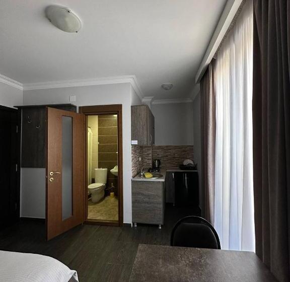 هتل Villa Bakuriani