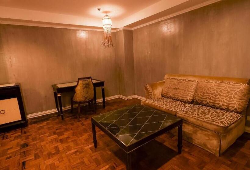 Hotel White Banana Manila   New