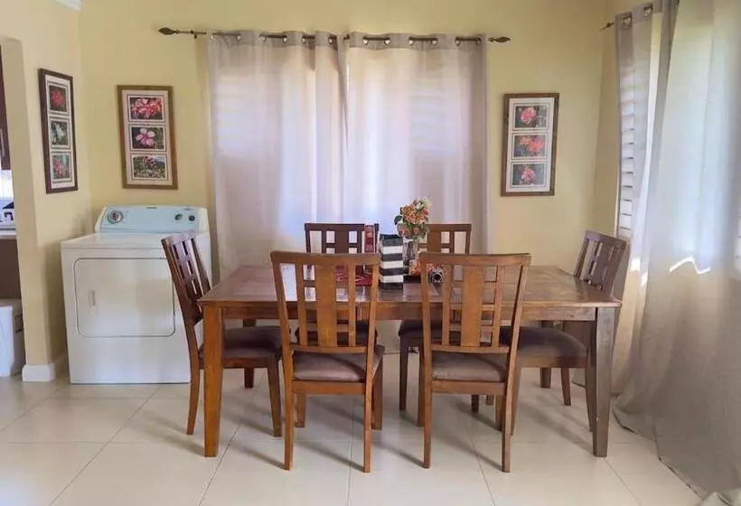 Jamnick Vacation Rentals   Richmond, St Ann, Jamaica