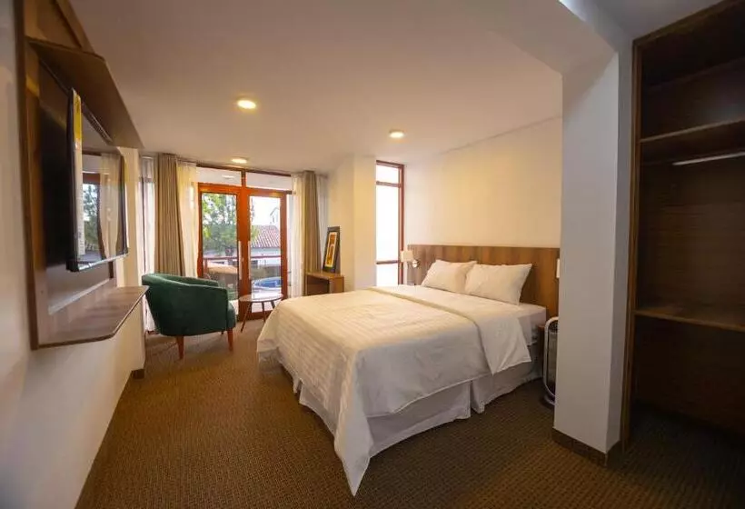 Llamita Hotel Huancayo