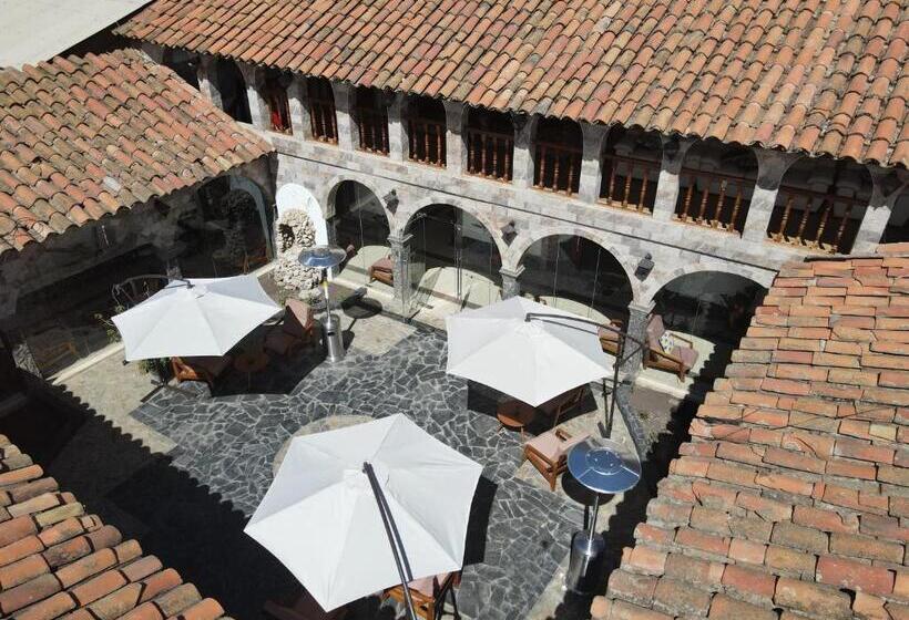 Llamita Hotel Huancayo